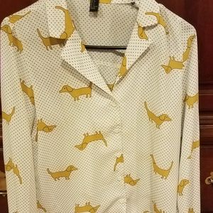 NWOT Forever 21 Size S shirt with adorable doxies!